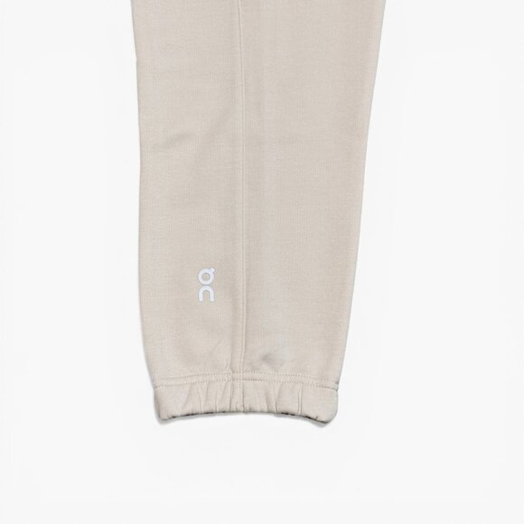 On Running Women’s Club Pants Joggers Silver Beige Large NWT - Picture 8 of 12